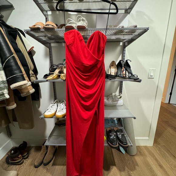 Strapless red dress from revolve - Picture 1 of 2